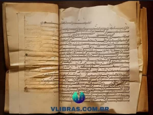 capa do post "10 Melhores Livros sobre Flávio Josefo: Descubra as Histórias do Historiador Judeu" com uma ilustração