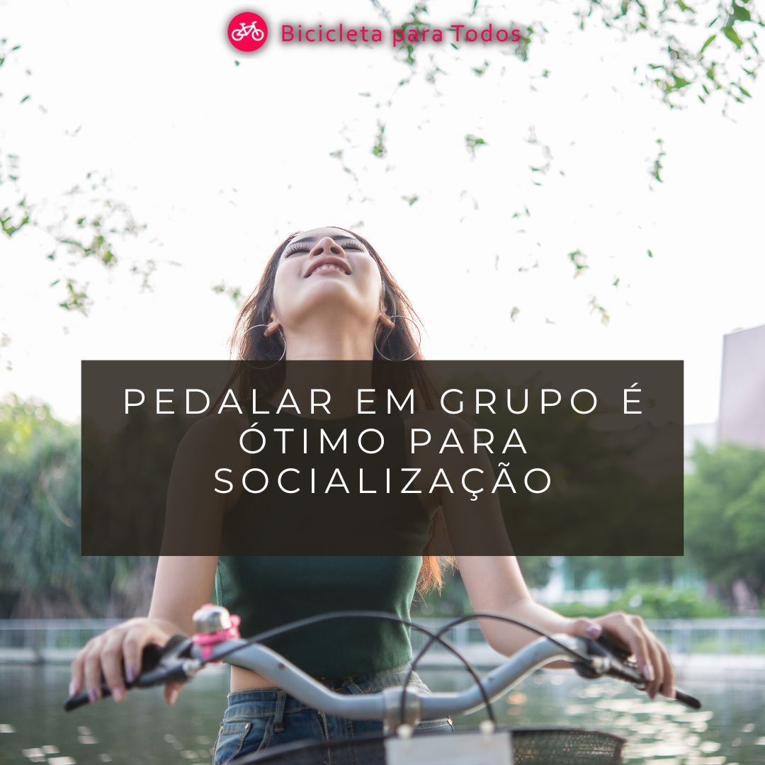 foto com legenda pedalar em grupo é ótimo para socialização