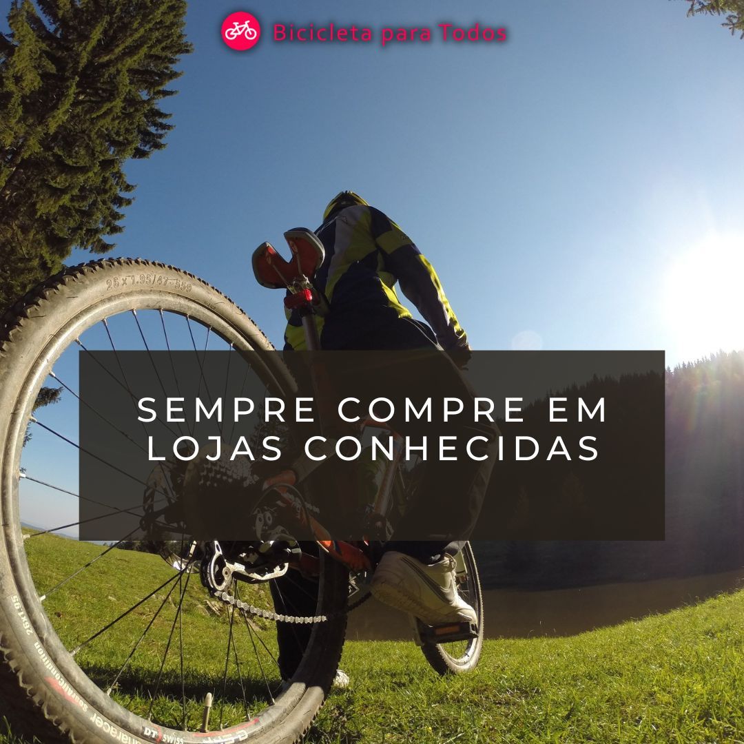 foto de homem na bicicleta em paisagem natural com legenda sempre compre em lojas conhecidas