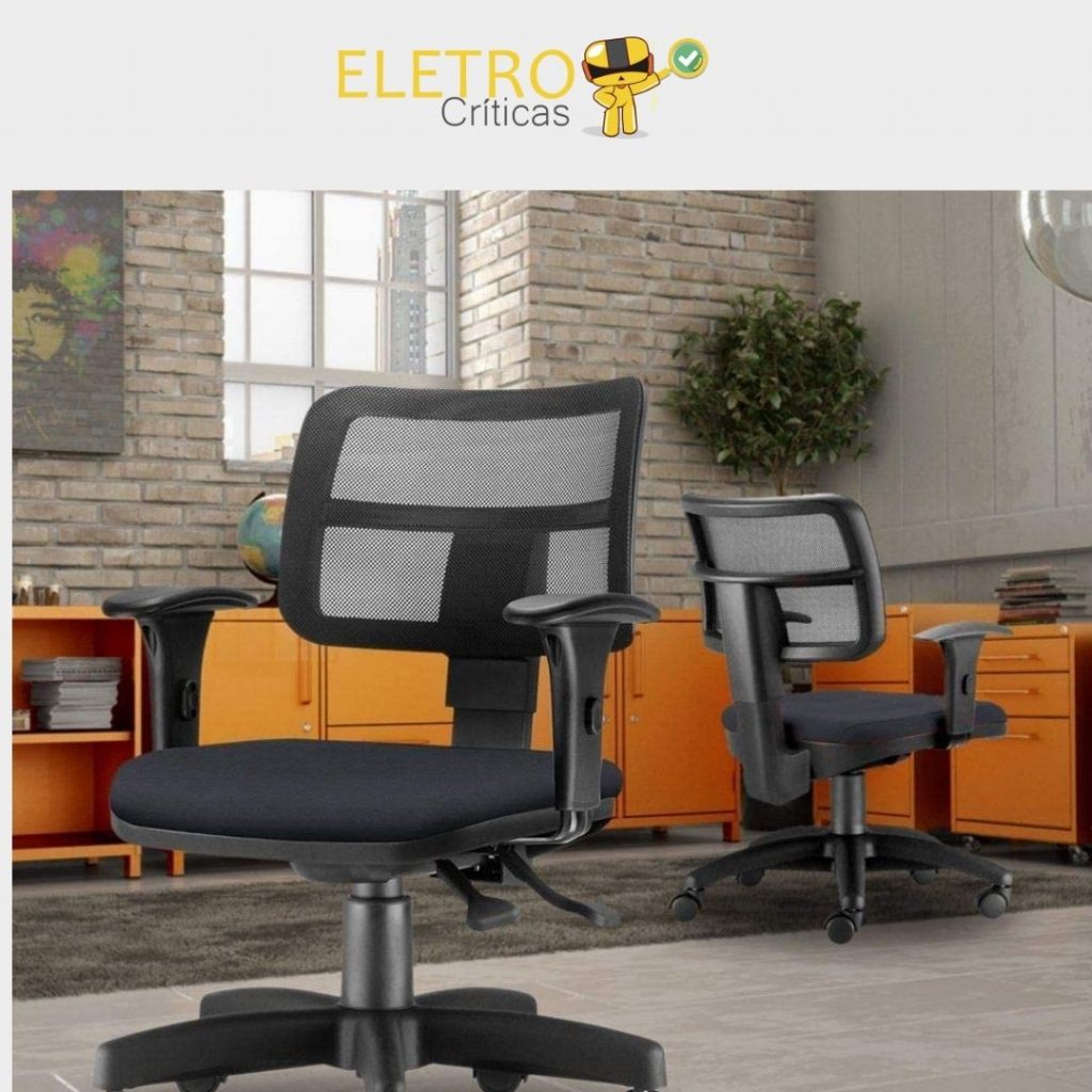 foto da cadeira em uma sala