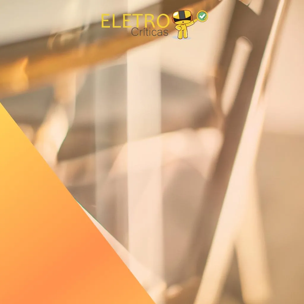 4283/top-8-melhores-mesas-de-centro-espelhadas-para-sala-de-